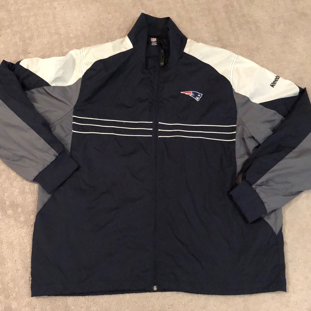 NFL Reebok patriots blue/ grey / white windbreaker.  Full zip up